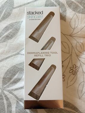 NWT Stacked Skincare Dermaplaning Blade Refills (3)